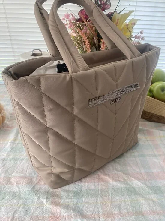 Karl Lagerfield Quitled Tote Bag - Picture 6 of 9